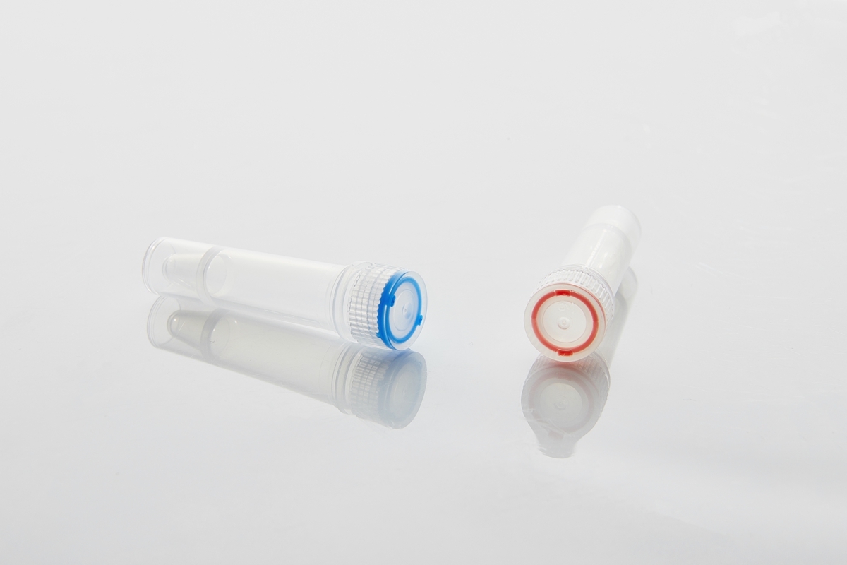 1.5ml cryovial self standing dual color